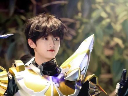 一套铠甲勇士给穆祉丞迷晕了#穆祉丞 #路透 #铠甲勇士 #反差 #萌