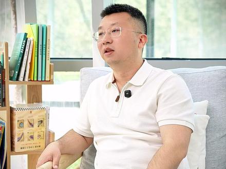 一天发100条视频,追觅俞浩是真疯还是真会玩? #追觅 #俞浩 #营销思维 #商业思维 #职场 @DOU+小助手