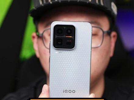 iQOO 15 Ultra多款游戏实测,憋了7年内功威力太大 #iQOO15Ultra#数码科技#游戏手机