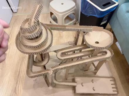 #手工制作 #弹珠过山车 小学三年级科学作业,回家说要做😄😄,好像还不错🤣#科学小实验 #亲子手工 #太仓 #手工 #三年级