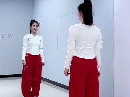 《我们站着就是理由》背面完整版!编舞:蜗牛#润润广场舞队