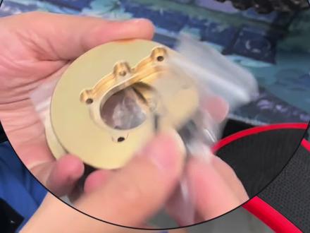 沉浸式安装前轮配重,让车子攀爬不翘头!#rc攀爬