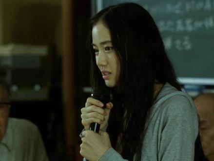 为了寻找生活的答案,她每存够一百万就会换一个地方 #电影推荐 #治愈 #苍井优