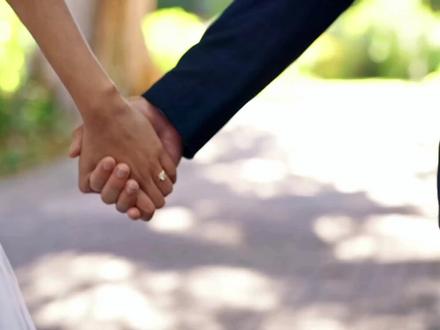 白色婚纱终于迎来了真正的主人#婚礼真实情感 #摩洛哥女孩 #出乎意料的恋爱