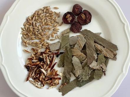 山楂生麦芽瘦身茶:脂肪堆积,手脚冰凉的姐妹们快来试一试吧,让我们变瘦变美变好看🥰#变美变瘦变好看 ##喝出小蛮腰 #仙女都在喝什么 #吃瘦不饿瘦 #中医养生