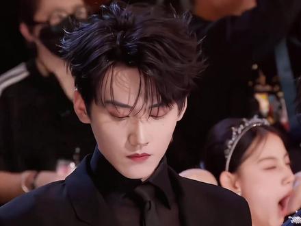 189cm 撕漫男,舞台蛊王剧抛脸,内娱 00 后黑马 #周柯宇 #抖音精选 #人物故事 #创作者扶持计划 #周柯宇黄昏晓