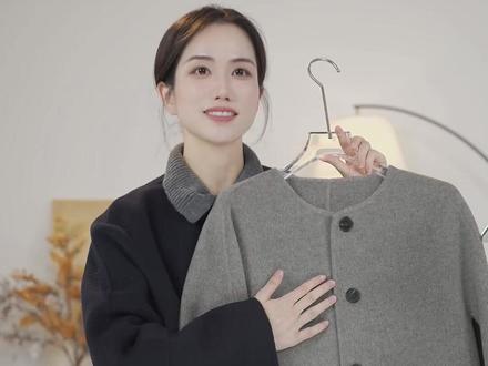 贝贝羊驼毛有多矜贵?一件≈抚摸100只羊驼幼崽的温柔! #今天穿什么 #羊绒 #150-155小个子羊绒衫 #大衣 #穿衣搭配