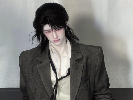 用bjd打开自习cp #我只喜欢你的人设 #bjd #新年也要穿出艺术感 #抖音青年艺术家计划 #艺术900秒 习清真的超适合这种有艺术感的衣服谁懂一下……新年穿新衣!下一期想看什么!!