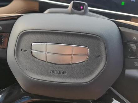 吉利博越L手机无线充电你会使用吗??#吉利汽车 #吉利博越L #汽车销售日常