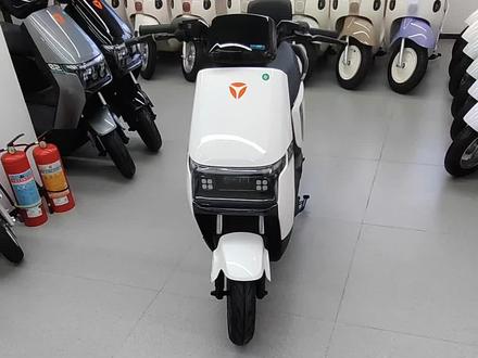 雅迪G26二代电摩款,方正立体车型 高颜值🛵 适合年轻人日常通勤,接送小孩上下学
蓝牙app启动,免钥匙解锁,出行方便无忧。
#电动车 #电动车推荐 #618 #同城 #热门