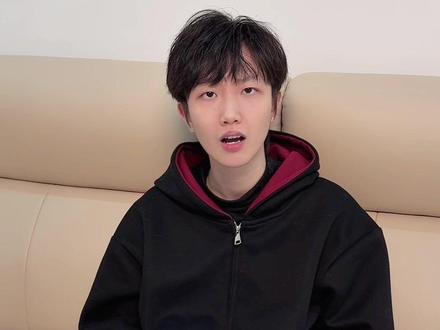 你们都是假的,只有我是真的😎#wlw#t#陈小王#陈乐
灵感来源:@陈小王