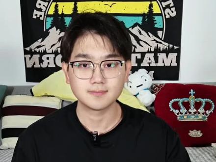 泡面先生酱里麻火鸡面测评
火鸡面到底哪家强?今天就来比一比#火鸡面#酱里麻火鸡面 #泡面先生