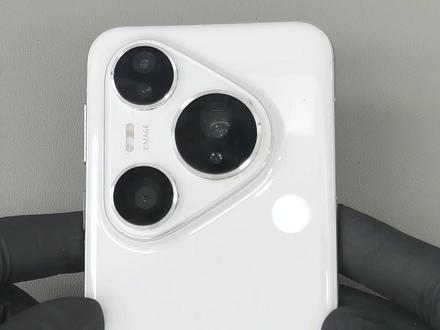 HUAWEI Pura80Pro更换原装单体屏 边框没变形,无私拆私修的话,Pura80系列是可以单换屏幕的,也会比屏幕组成更划算#华为手机 #专业维修 #华为pura80