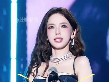 为何迅猛龙一段红毯走秀引爆全网?了解她的背景,才知颜值是她最不值得一提的标签#迅猛龙 #迅猛龙特蕾莎 #迅猛龙考研 #影娱热点团 #内容启发搜索