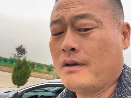 如何玩转老头乐 热心市民王先生表示本期视频带你深度解析休闲钓场的破局之法 #用抖音记录人生 #是时候展现真正的钓鱼技术了 #钓鱼人精神