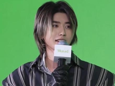 coldy杂志 啊啊啊啊啊啊 这是520礼物吗啊啊啊啊啊
#蔡徐坤coldy