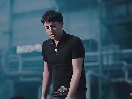 新疆说唱歌手顶流 kkluv 全部会唱 #friday9ii #2025影娱年终大赏 #2025年度影娱热点 #青年创作者成长计划 #kkluv