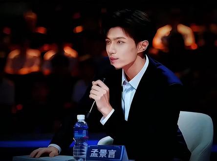 中国的语言博大精深,同样的语境,换个说法就不一样了~