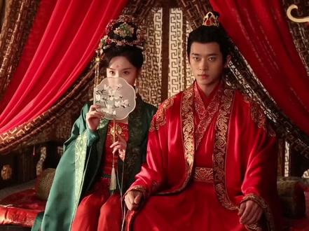 #虚颜换乘CP开始了 #虚颜神级四边形修罗场 形婚夫妇@柯颖ieoy@丞磊完整版的婚礼大片拍摄过程释出💗#一起追剧#好剧推荐#网剧虚颜。