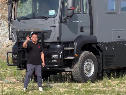 国产重卡房车天花板
中国重汽曼恩拓原厂越野房车
#曼恩拓 #重卡房车 #德国曼 #硬派越野 #乌尼莫克