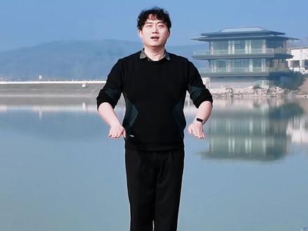 《快乐小马》幼儿园小中班律动操来咯!简单好记,有配合,还可以跟关劳斯大班的《快乐小马》联动起来!现在进粉丝群的同学还可以获得春季活动计划《小马迎春》哟!#幼师 #学前教育 #幼师必备 #幼师日常 #幼儿园