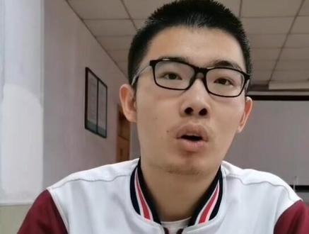 外国语中学的初三学子个个都是盖德旺!