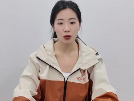 面试高分示范答题-电竞选手Faker荣获韩国最高体育勋章 📚热点素材预测题目:近期,《英雄联盟》电竞传奇选手FAKER荣获韩国最高体育勋章“青龙章”,这一事件引发了广泛的社会关注。有人认为这是电竞行业地位提升的重要标志,也有人担忧这会导致过度商业化。对于FAKER荣获“青龙章”这一现象,你怎么看?
✅关键词: 电竞产业 体育认可 青年榜样 文化破圈
#公考面试#结构化面试#面试热点 #面试示范答题 #公考面试技巧