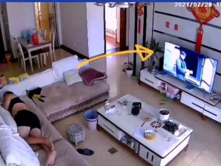 看电视的最高境界…身临其境😀#黄河电视台