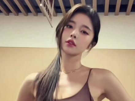 爬坡时候能干的事找到了! #爬坡 #手势舞