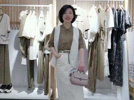 一条米色半裙能搭配出多少种不同的风格呢#南阳油田茂达步行街片断 #店内实拍 #服装搭配实体店 #简约穿搭 #气质穿搭 #她家衣服真好看