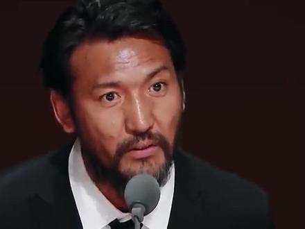 金巴荣获中国电影导演之夜 “2020年度男演员” #演员 #电影 #获奖 @幸福拉萨