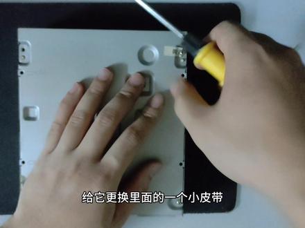 爱是一场回忆,无声又无息!光驱维修DVD卡机刻录机CD机修理 #拆机 #拆解 #主机 #硬件 #收音机