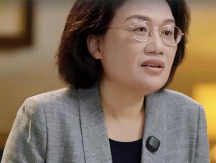 华为发表“韬(τ)定律” 从“空间缩微”到“时间缩微”