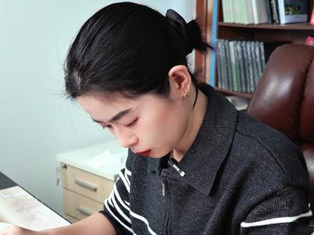 自费出版的书跟公费的一样么,能被看出来么? #图书出版 #出版 #个人出书 #出版社 #新人作家