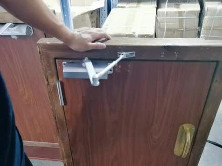 闭门器定位与不定位的区别,关门速度调节。缓冲调节#专业的事交给专业的人