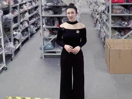 2021年度心头好总结来了,杨家酱们也把你们的心头好写在评论区吧,评论点赞最高的前3位来找我要一份神秘大礼,截至大年30#包包 #奢侈品 #你好2022