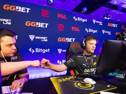 为什么职业选手敢用无线鼠标打比赛?#游戏外设 #鼠标 #电子竞技 #csgo