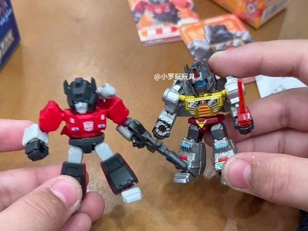 今天逛名创优品选了两盒变形金刚星辰版第3弹和第5弹,收获一个星辉隐藏钢锁#布鲁可变形金刚 #积木人 #抖音模玩同好会 #积木玩具分享 #秀出我的布鲁可变形金刚