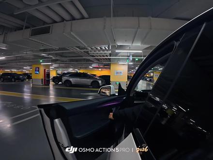 《飞驰人生3》车门转场夯爆了
#飞驰人生 #神级转场 #特斯拉