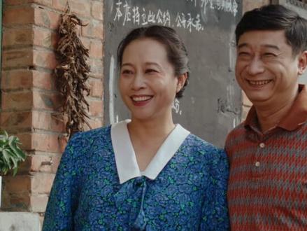 【重磅!空军成立76周年主题微电影《梦远》发布】 生活平凡,不忘追求,就是不凡。梦想虽远,不懈奋斗,终将梦圆。空军成立76周年之际,一部带着烟火气的微电影,献给每一位挚爱蓝天的人。#庆祝人民空军成立76周年