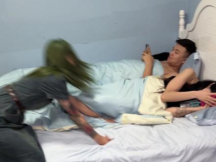 沉浸式体验精神小伙的一天.. #搞笑 #精神小伙 #混的人