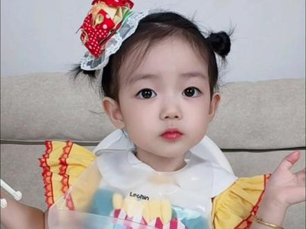 祝大家马年大吉 人类幼崽沉浸式吃饭#宝宝吃饭#自主进食#萌宝小吃货#干饭宝宝上线#优优开饭啦