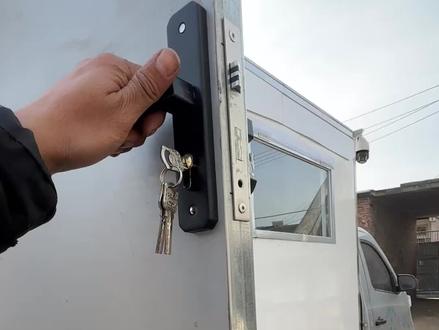 小房车基本上,大概好像整体算是大略的快好了🤣今天开出去简单试试车#手搓房车 #旅行