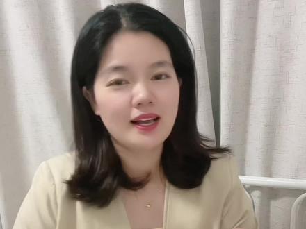 这个出生只有950g的宝宝,今天迎来100天的纪念啦!虽然不能像足月宝宝一样办开荤仪式,但妈妈想用这个视频记录你创造的每一个生命奇迹~
从950g的小不点到现在的4500g小肉团,这100天里,你闯过了呼吸关、喂养关,每一天都在刷新生命的刻度。
这100天有医护人员对你的精心照顾,有爸爸妈妈和哥哥爱的陪伴,还有三千多万云家人每天的'加油'和祝福,都是你成长路上最温暖的阳光。
小岁安,继续勇敢长大吧!你的故事正在给保温箱里的弟弟妹妹们传递力量,愿每个早到的天使都能早日回到爸爸妈妈的怀抱。未来,我们一起见证更多成长的惊喜~ #早产儿 #生命奇迹 #养娃日常#新生儿 #人类幼崽