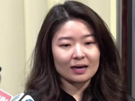 许绍雄女儿以父为荣 悲叹不够时间孝顺
#许绍雄设灵