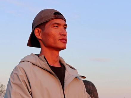 靠一把砍柴刀在森林怎么活?退伍特种兵“打野”30天 | 面孔#媒体精选计划