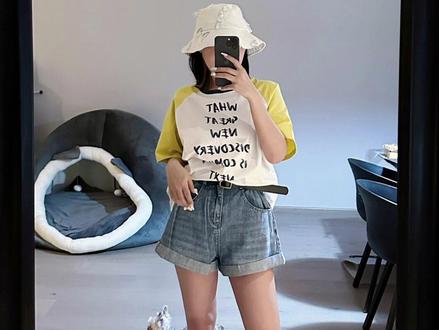 我终于对洞洞鞋下手啦#vlog日常 #手工#天生自在好玩到哭 #crocs #popmartxcrocs联名系列