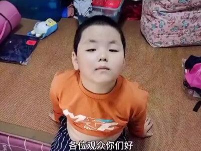 教你一招分辨将军肚还是啤酒肚!哈哈哈!#是肉这是肉 #秀肚皮 #萌娃搞笑日常