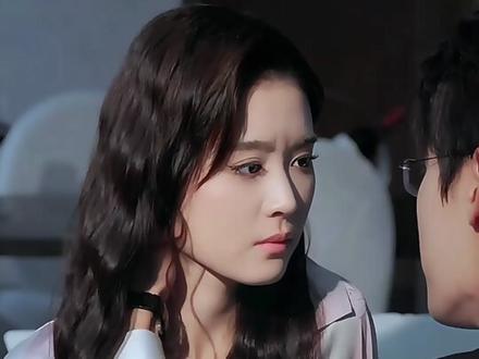 全网都在传,有短剧拍的时候把女主都亲懵了 #网剧成何体统定档0206#白鹿新剧红衣舞剑依旧权威#王楚然丞磊新剧穿书戏精#金吾不禁官宣杀青#年少有为决战短剧之癫