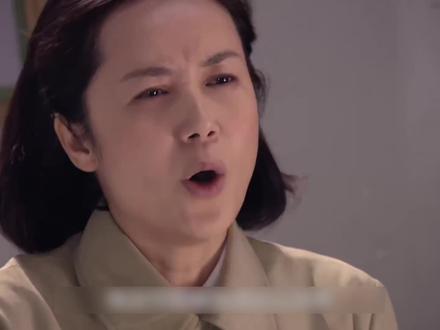 梅梅上门抢男人,庄嫂狂扇文丽!文丽这波“帮理不帮亲”直接让庄嫂跪服!#金婚 #张国立 #蒋雯丽 #电视剧解说 #林永健